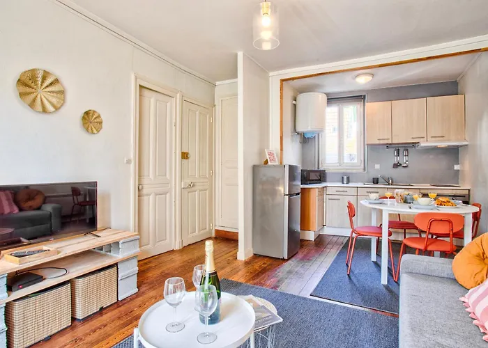 Appartement de charme 400m de la mer