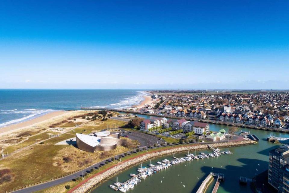 Apartment Embruns - F2 400m De La - Juno *