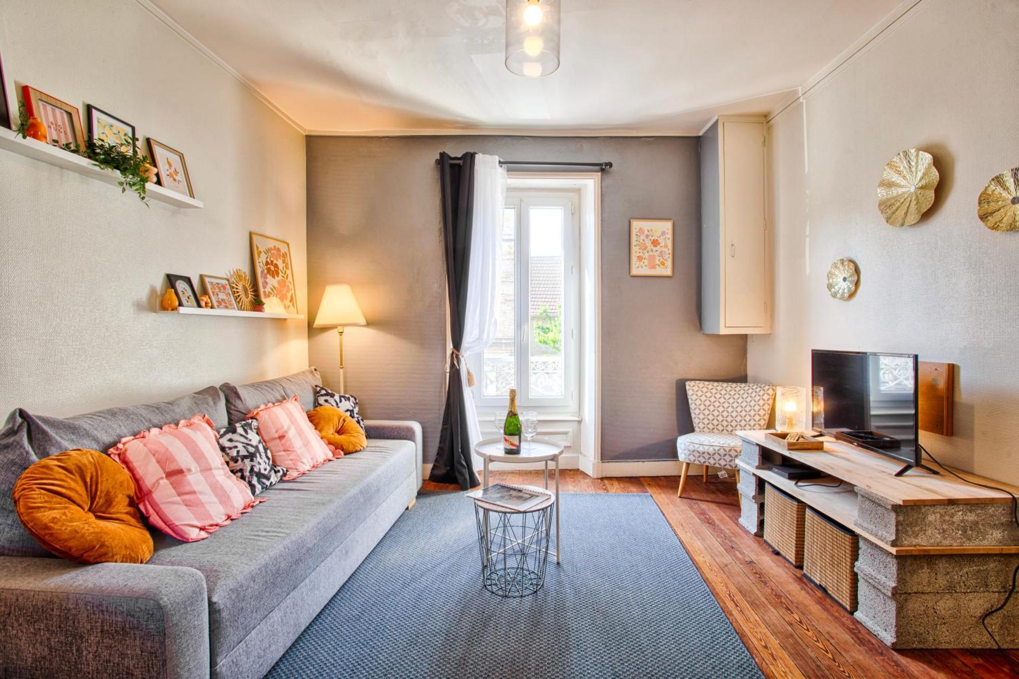 Appartement De Charme 400m De La Bernières-sur-Mer