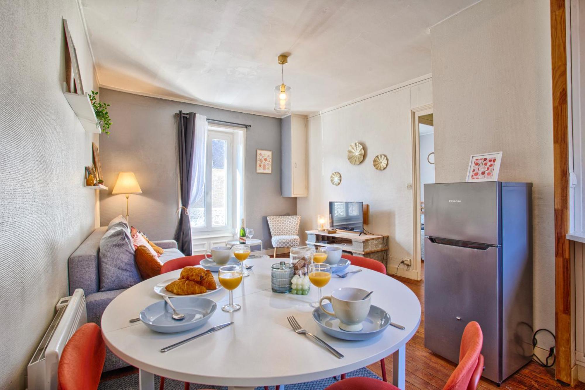 Appartement De Charme 400m De La